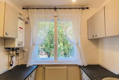Apartament cu 3 camere semidecomandat în Copou
