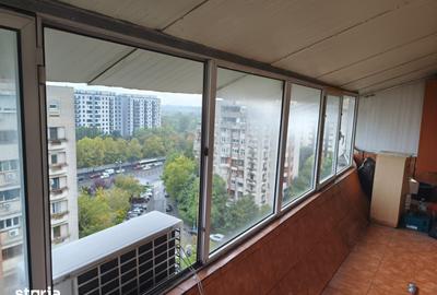 Apartament cu 2 camere decomandat în Văcăresti
