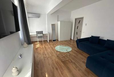 Apartament cu 2 camere decomandat, mobilat în Aurel Vlaicu