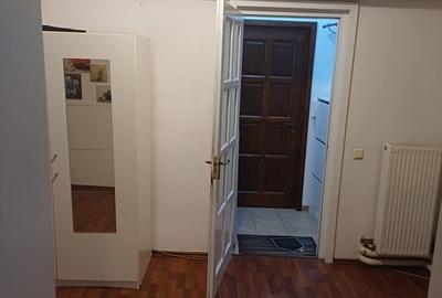 Apartament cu 2 camere semidecomandat în Ultracentral