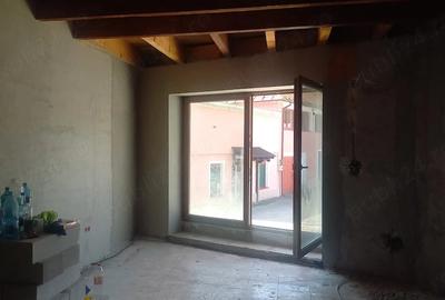 Casă cu Teren 100 Mp în Steierdorf