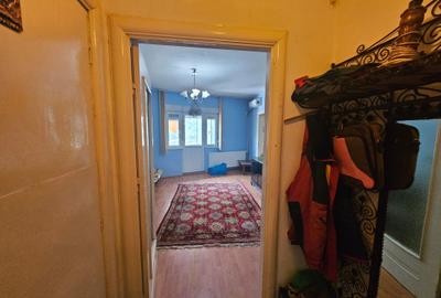 Apartament cu 2 camere semidecomandat în Berceni - 3