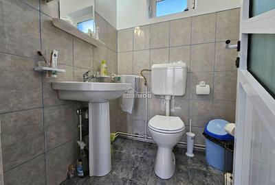 Casă cu 4 camere cu Teren 820 Mp în Dealu Mare - 20