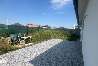 Casă cu 4 camere cu Teren 315 Mp în Dobroești - 4