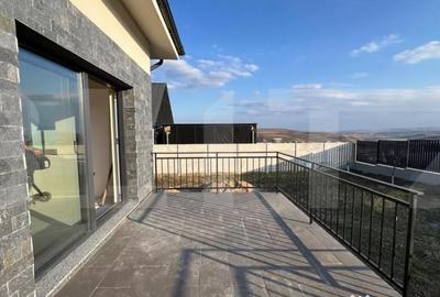 Casă cu 7 camere cu Teren 1000 Mp în Rediu - 3