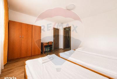 Casă cu 9 camere cu Teren 472 Mp în CFR - 8