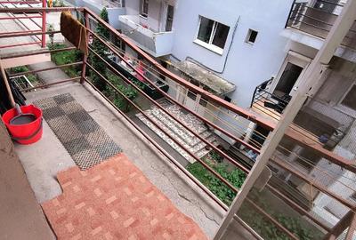 Garsonieră decomandată în Central