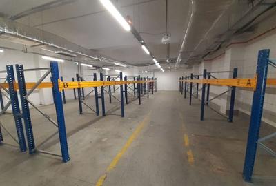 Spațiu industrial, de 1,336 mp, în Central - 2