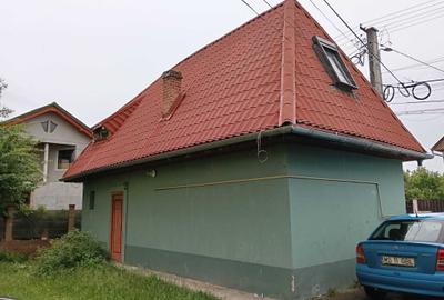Apartament cu 3 camere decomandat în Sângeorgiu de Mureș - 2