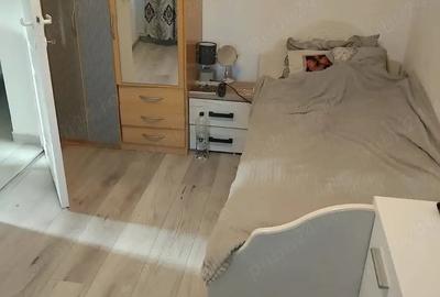 Apartament cu 3 camere decomandat în Hunedoara - 9
