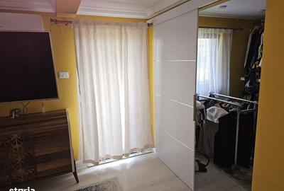 Casă cu 4 camere în Mănăstirea Doamnei