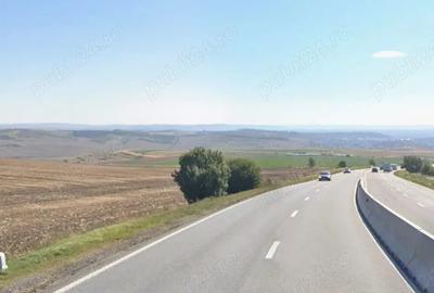 Teren de 8600 mp, în Central - 1