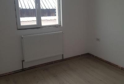 Casă cu 3 camere în Central - 8