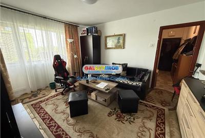 Apartament cu 3 camere semidecomandat în Nord - 1