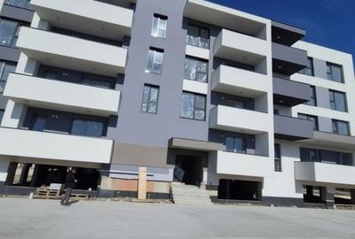 Apartament cu 2 camere decomandat în Theodor Pallady