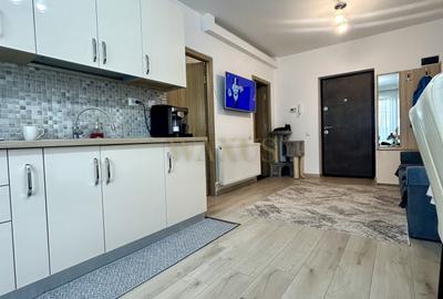 Apartament cu 2 camere semidecomandat, mobilat în Florești