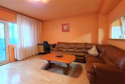 Apartament cu 3 camere decomandat, mobilat în Răcădău - 2