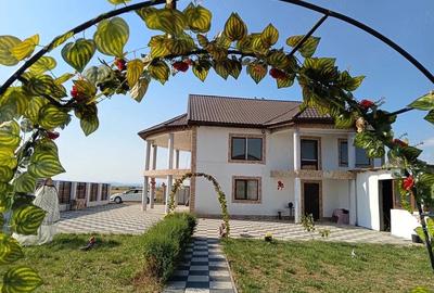 Casă cu Teren 700 Mp în Central