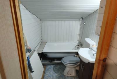 Apartament cu 2 camere semidecomandat în Albești
