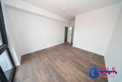 Apartament cu 3 camere decomandat în Babadag