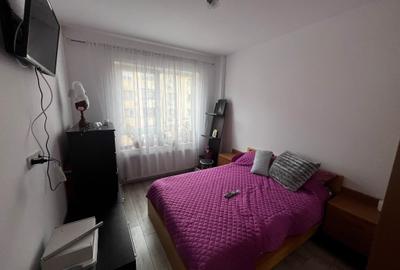 Apartament cu 2 camere decomandat în Militari