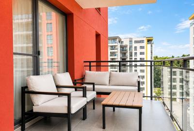 Apartament cu 3 camere decomandat, mobilat în Lipovei