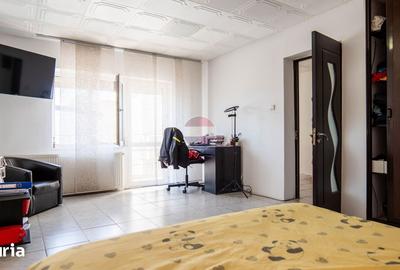 Casă cu 5 camere cu Teren 258 Mp în Central