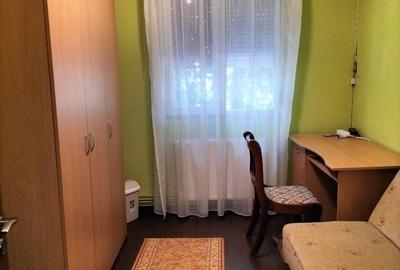 Apartament cu 3 camere semidecomandat, mobilat în Circumvalațiunii