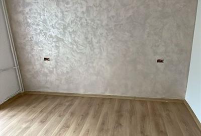 Apartament cu 3 camere decomandat în Nufărul - 4