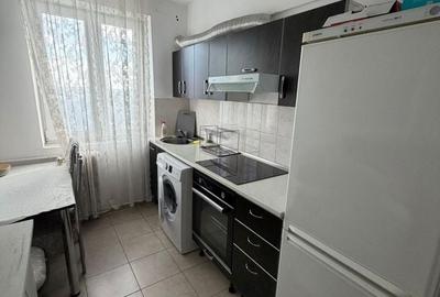 Apartament cu 2 camere decomandat în Exterior Vest