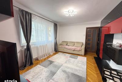 Apartament cu 3 camere semidecomandat, mobilat în Circumvalațiunii - 3