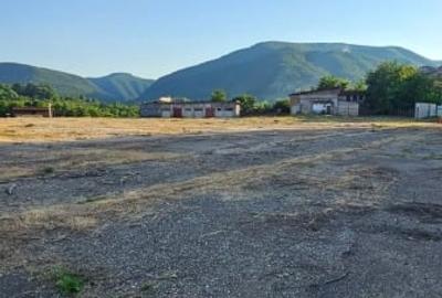 Teren Construcții intravilan de 28380 mp, în Central - 6