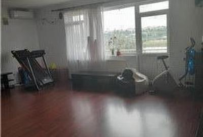 Apartament cu 3 camere decomandat în Fundeni - 1