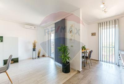 Apartament cu 3 camere decomandat, mobilat în UTA - 14