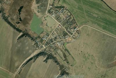 Teren de 131000 mp, în Piersica - 4