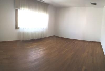 Duplex cu 5 camere cu Canalizare în Iancu Nicolae - 6