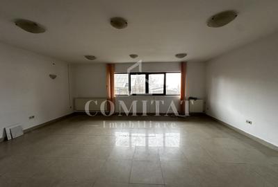 Apartament cu 4 camere semidecomandat în Zorilor