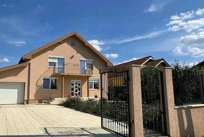 Casă cu Teren 880 Mp în Oncea