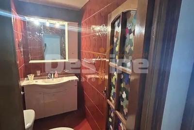 Apartament cu 4 camere semidecomandat în Drumul Taberei