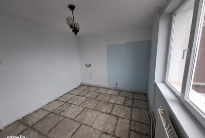 Apartament cu 3 camere decomandat în Central - 2