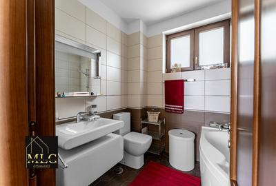 Duplex cu 7 camere cu Canalizare în Gorjului - 12