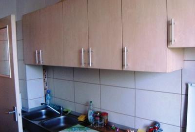 Apartament cu 2 camere semidecomandat în Brâncoveanu