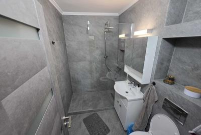 Apartament cu 2 camere decomandat în Obcini