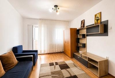 Apartament cu 2 camere decomandat în Școlilor