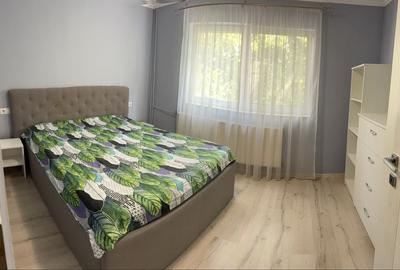 Apartament cu 3 camere în Decebal