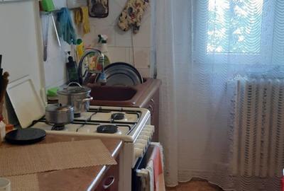 Apartament cu 4 camere decomandat în Central - 1