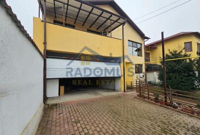 Casă individuală cu 8 camere cu Canalizare în Republicii - 2
