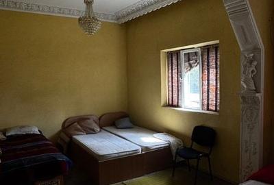 Casă cu 4 camere cu Teren 200 Mp în Stejaru - 3