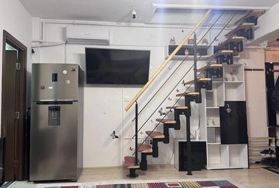 Apartament cu 3 camere semidecomandat în Central - 1