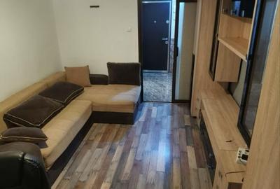 Garsonieră nedecomandată în Păcii - 1